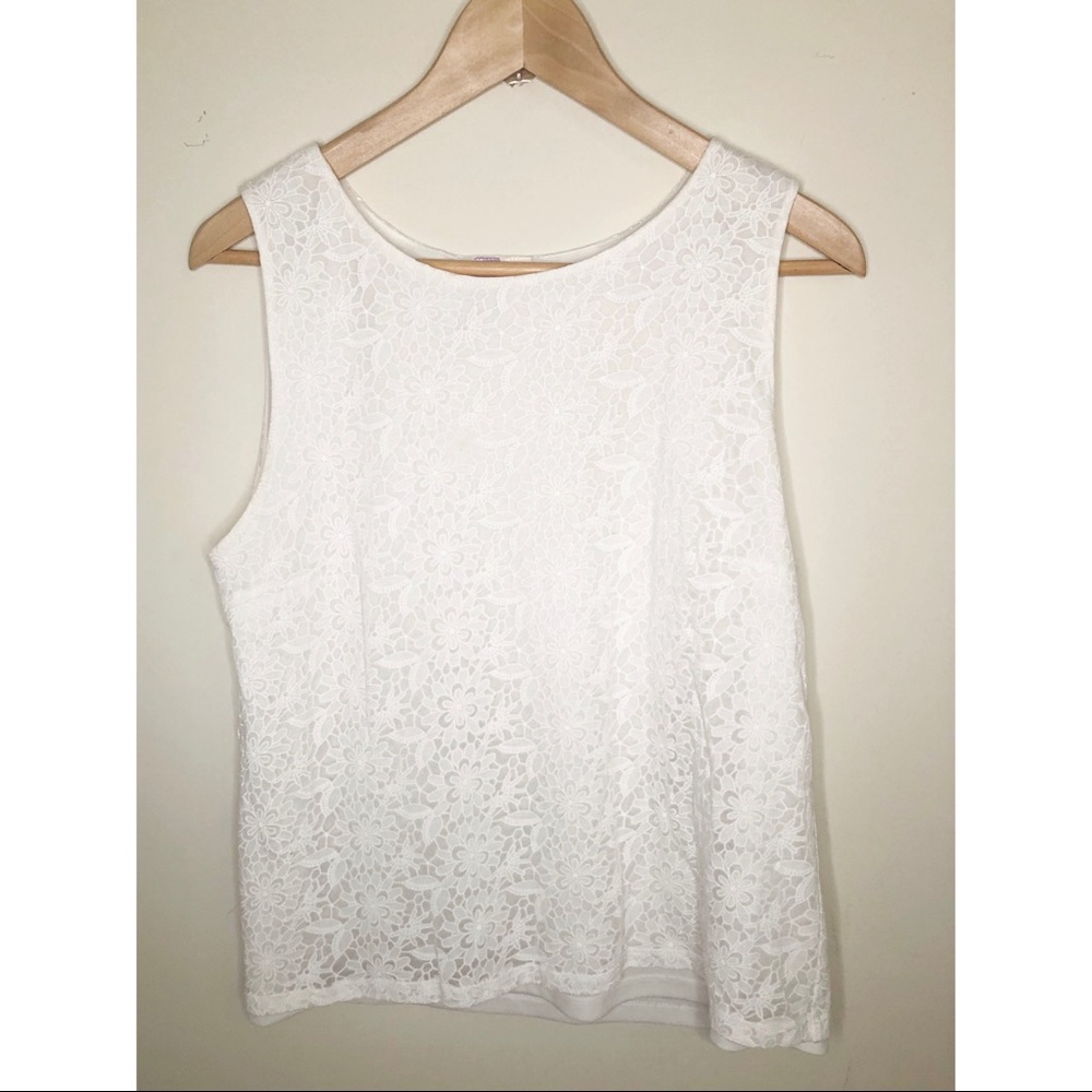 Francesca’s White Floral Top